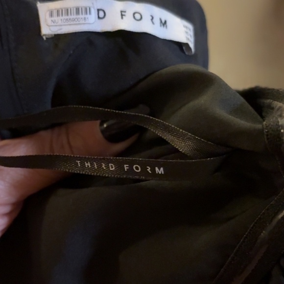 Romper - Picture 3 of 4